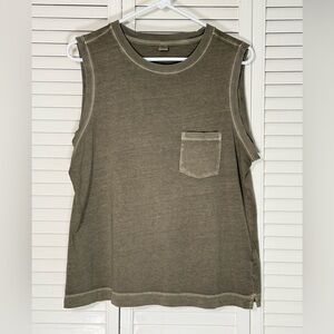Old Navy Sleeveless Tee Top Olive Green Garment Dyed Front Pocket Size Medium